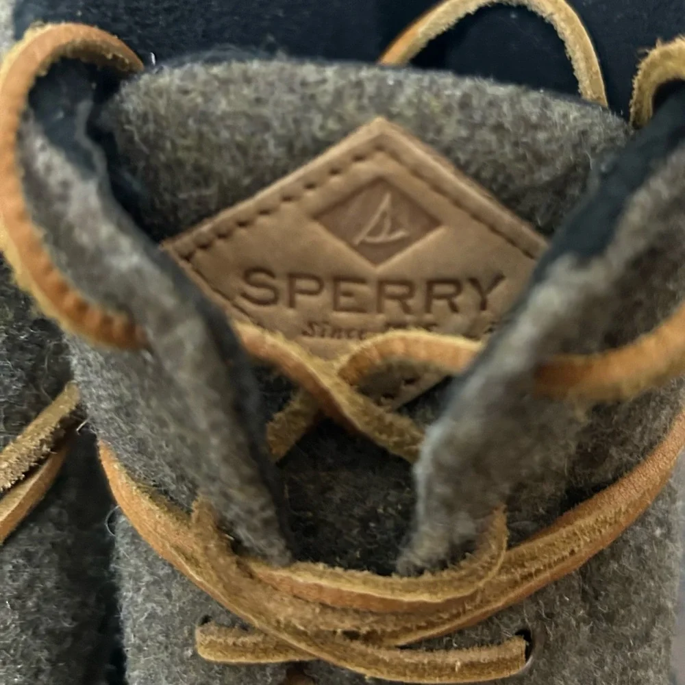 Sperry‎ women’s Brown and Black wool Duck Boots